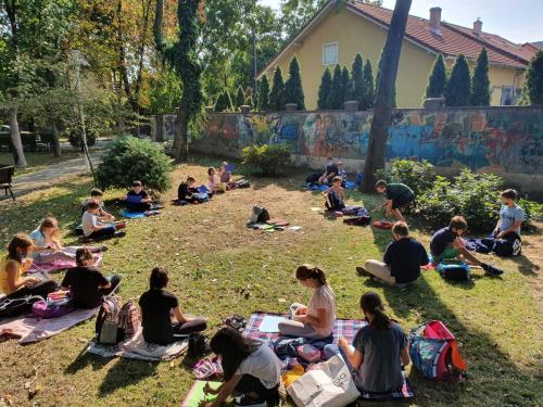 Ora de desen în parc-2020