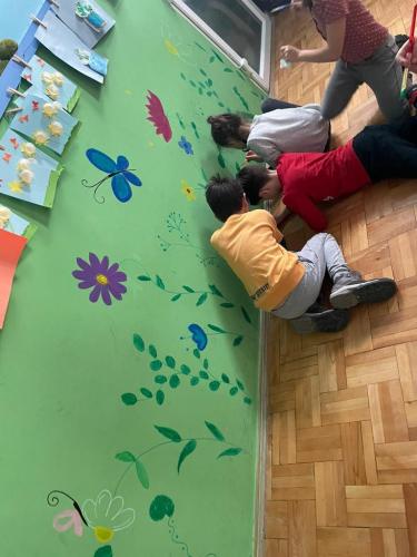 Ne lăsăm amprenta pe peretele clasei- martie 2021